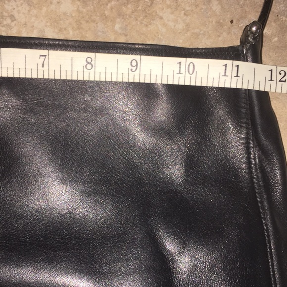 Gucci Vintage Black Leather Bag with altered strap Silver HorseBit Zip T… - Picture 4 of 14